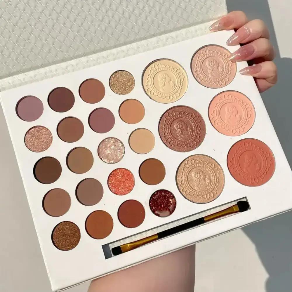 Eyeshadow & Highlighter Palette - 26 colors with Brushundefined