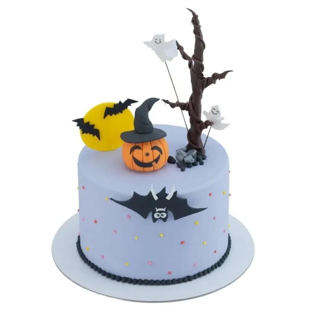 Halloween Spooks Cakeundefined