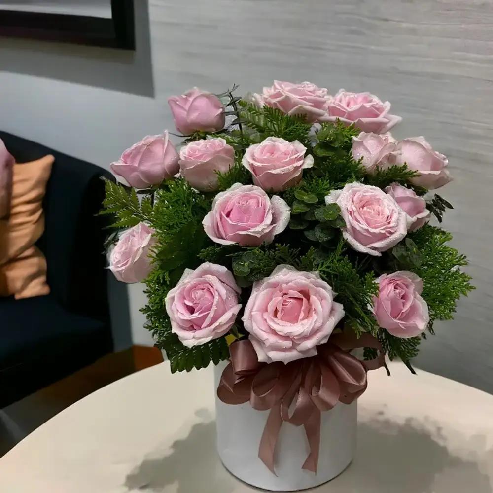 BA041 Pink Roses Box Arrangement