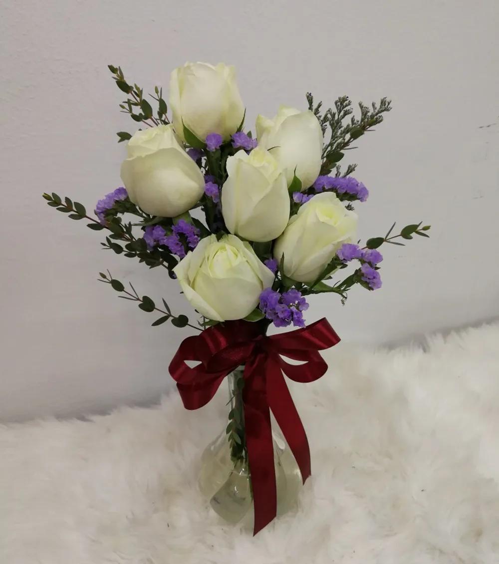 VA501 Vase Arrangementundefined