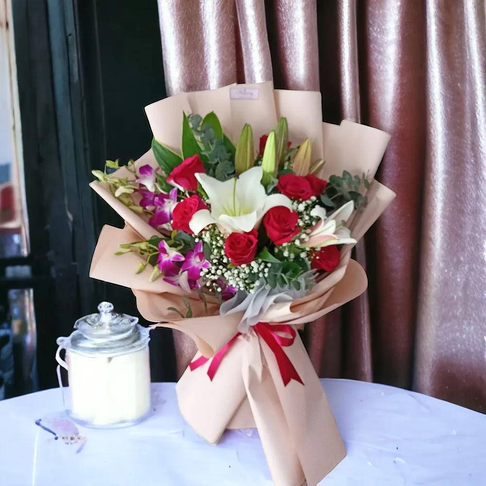 HM0008 Rose, Orchids & Lily Hand Bouquetundefined