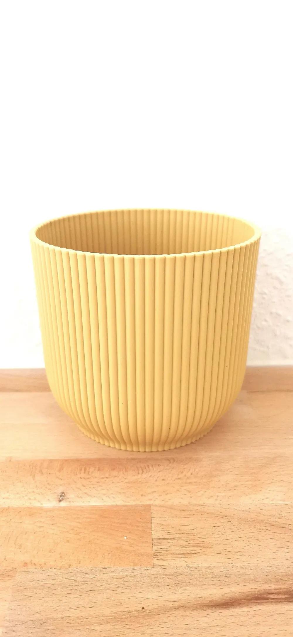 ELHO Plastic Pot - Butter Yellowundefined