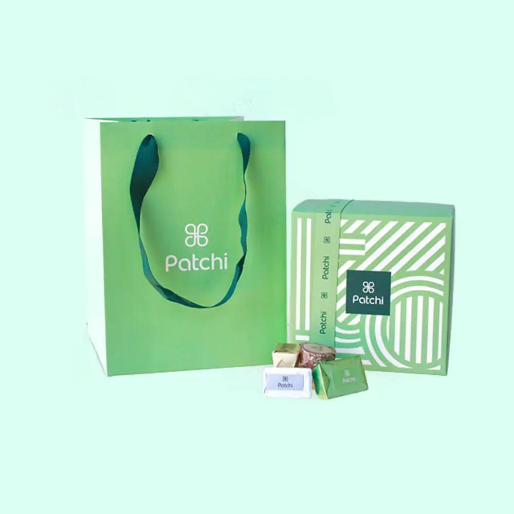 Patchi Chocolate Box 250GmGift for her, Birthday gift for her, send flowers and chocolate , patchi chocolate, بوكس شوكولاتة باتشي, هدية شوكولاتة فاخرة, شوكولاتة باتشي الإمارات