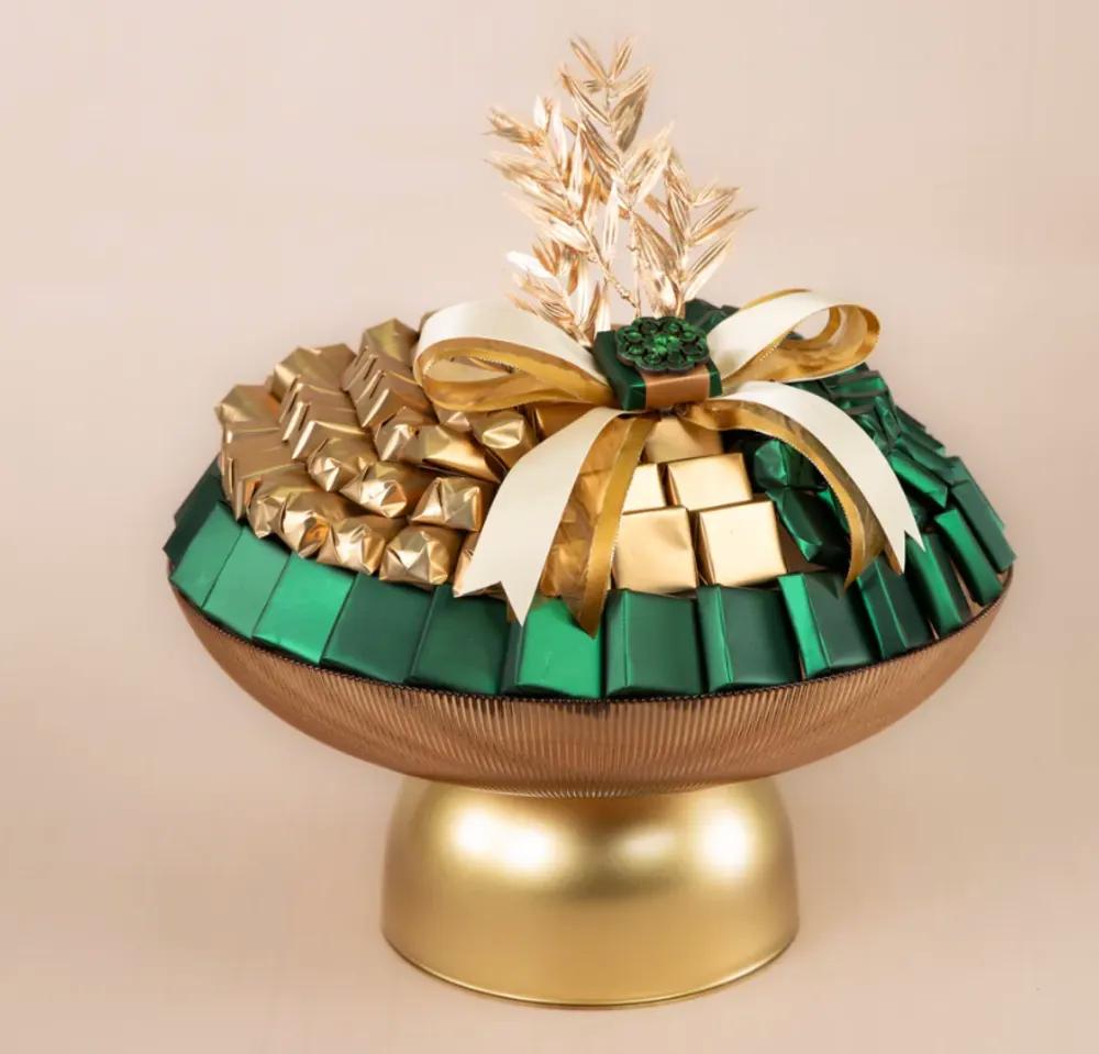 Le luxury vase 2Luxury Flower Vase, Premium Flower Arrangement, Elegant Floral Gift, مزهرية ورود فاخرة, تنسيق زهور فاخر, هدية زهور أنيقة