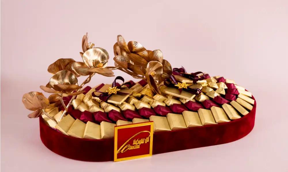 Le Red Gift Vip 4Luxury Red Rose Gift, Red Rose Flower Arrangement, Premium Floral Gift, هدية ورود حمراء فاخرة, تنسيق ورد أحمر, هدية زهور فاخرة