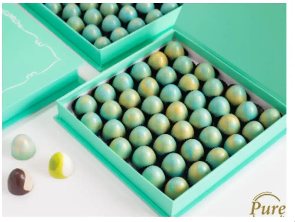 Box Cotton Candy Egg (Medium) 24X24