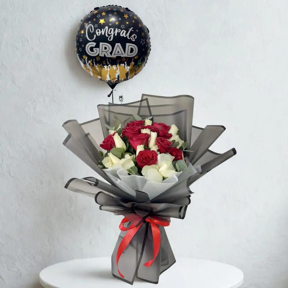 Graduation Grace – Rose Balloon ComboGraduation Gift, Graduation Flowers, Rose & Balloon Gift, هدية تخرج, ورد تخرج, هدية ورد وبالونات
