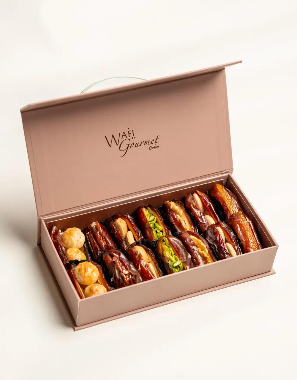 WG KHODRI DATES STUFFED MAGNET GIFT BOX SML
