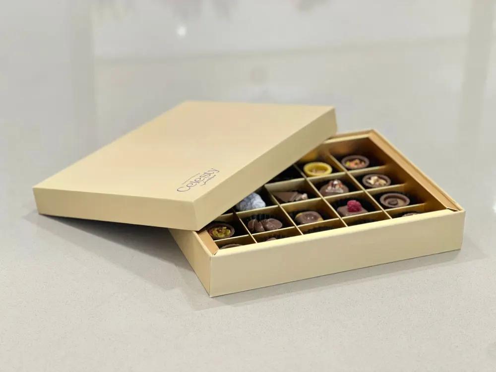 Medium Hard boxChocolate Gift, Luxury Gift, Chocolate Gift Box, هدية شوكولاتة, هدية فاخرة, بوكس شوكولاتة