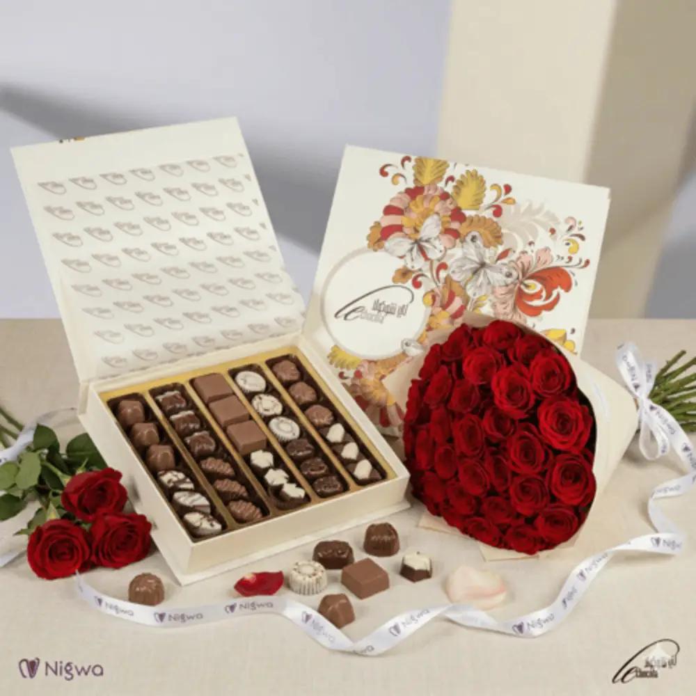 Le Chocolate box with red bouquet