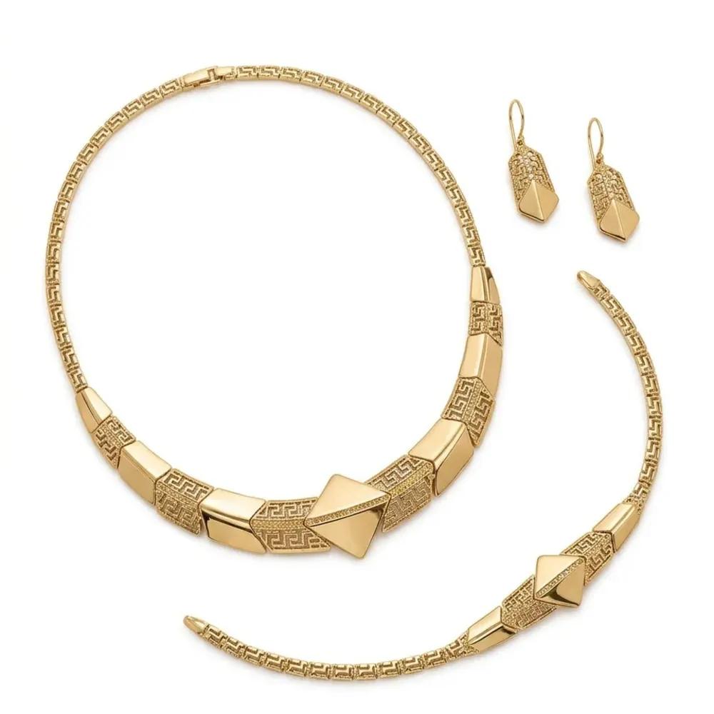 Chain with a pendant in the form of a musical instrument 1