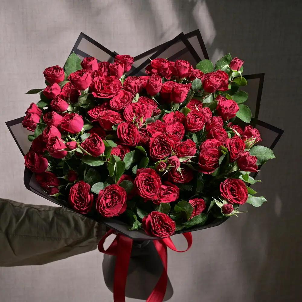 9 Red Spray Roses Bouquet 6566