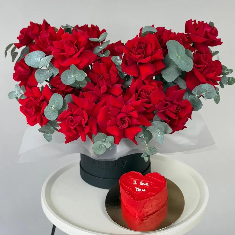 Flower set "Royal and cake"Birthday Gift, Celebration Gift, Flowers and Cake Gift, هدية عيد ميلاد, هدية احتفال, هدية ورد وكيك