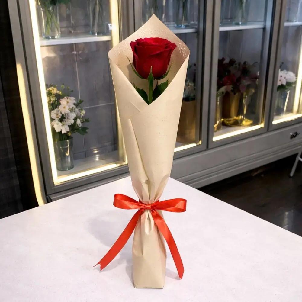 Rose rose with decoration.