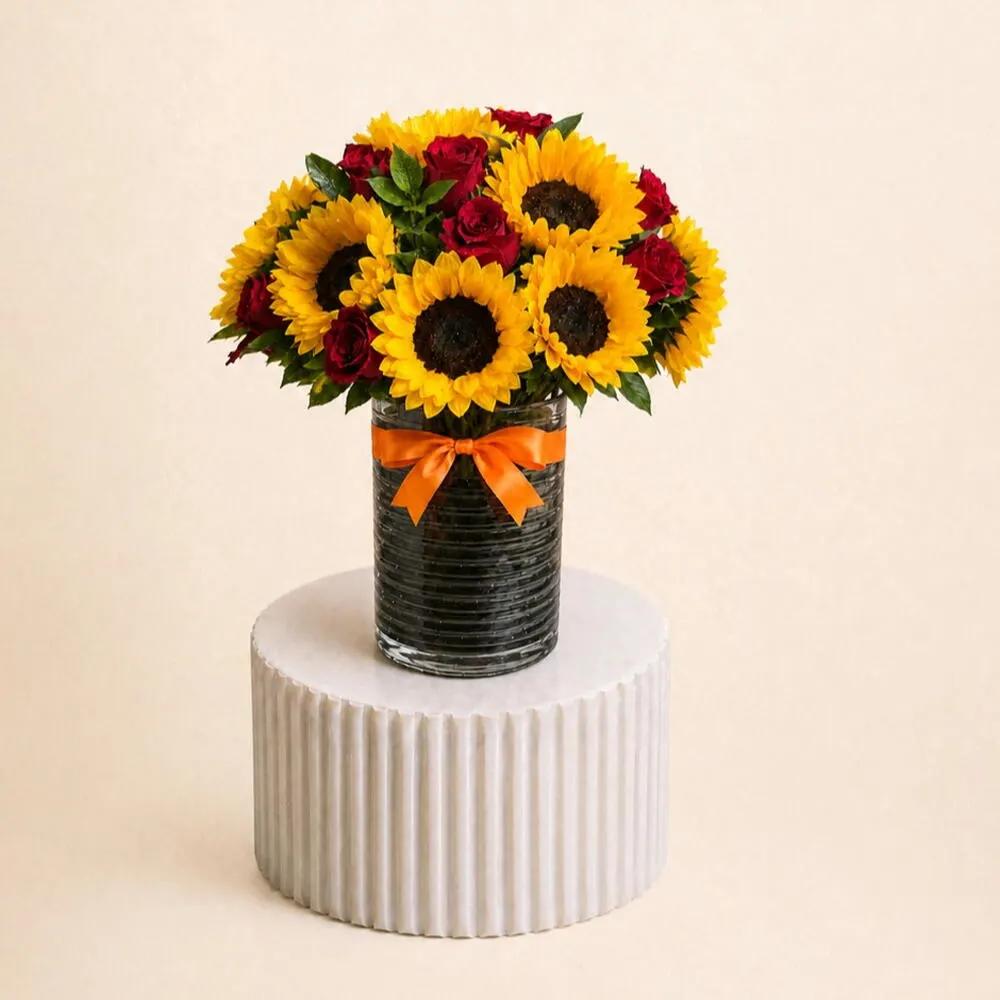 Lilly Solidago Sunflower Vase